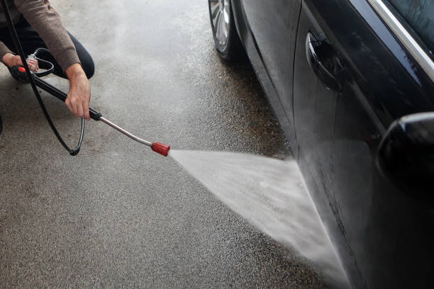 Best Sidewalk Pressure Washing  in Laconia, NH